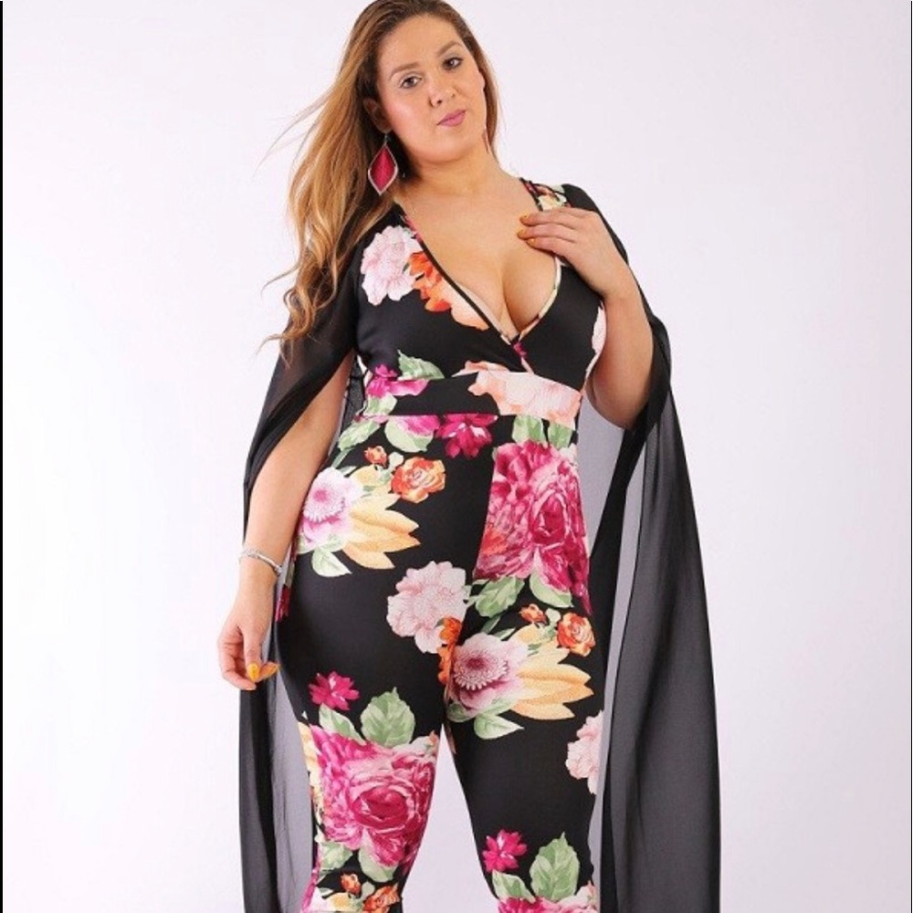 👯‍♀️🌸🖤🔥Floral, Fitted,Plus Size Jumpsuit🔥😍